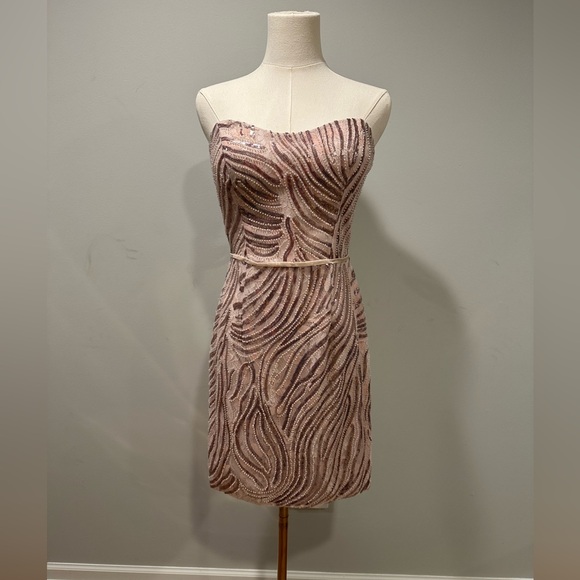 2 in 1! Picture yourself turning heads in this showstopper! NWT sz 6! Gorgeous! - Picture 4 of 10